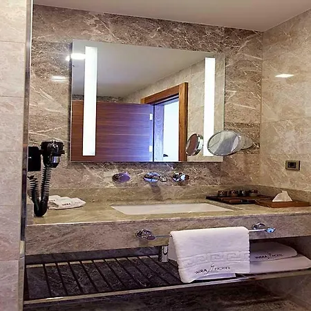 Inera Pendik 4*