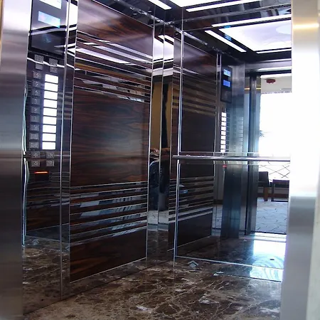 Szálloda Inera Pendik