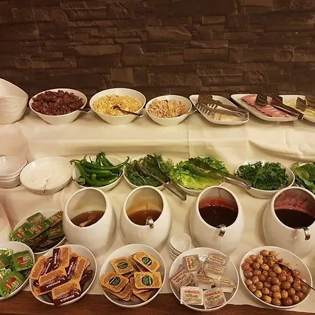 Szálloda Inera Pendik 4*