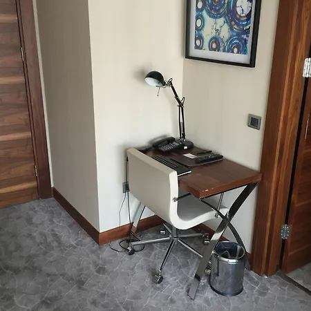 Inera Pendik Hotel 4*