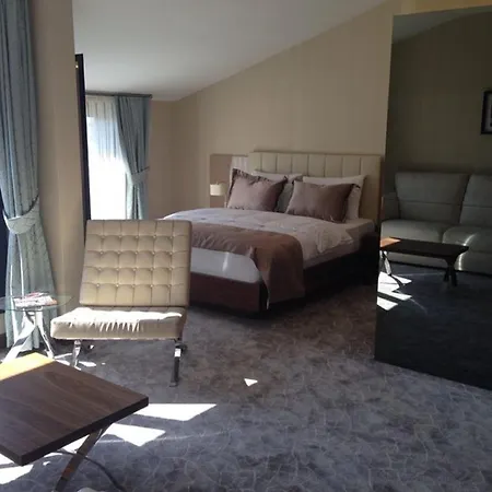 Szálloda Inera Pendik 4*