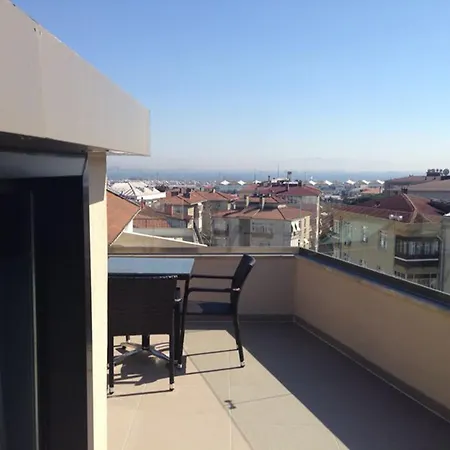 Inera Pendik ホテル