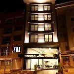 Inera Pendik Hotel 4*
