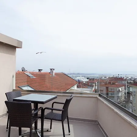 Inera Pendik 4*