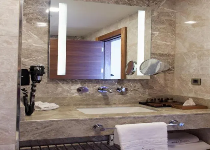 Hotell Inera Pendik 4*