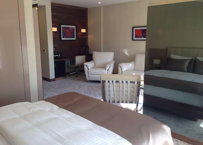 Hotell Inera Pendik 4*